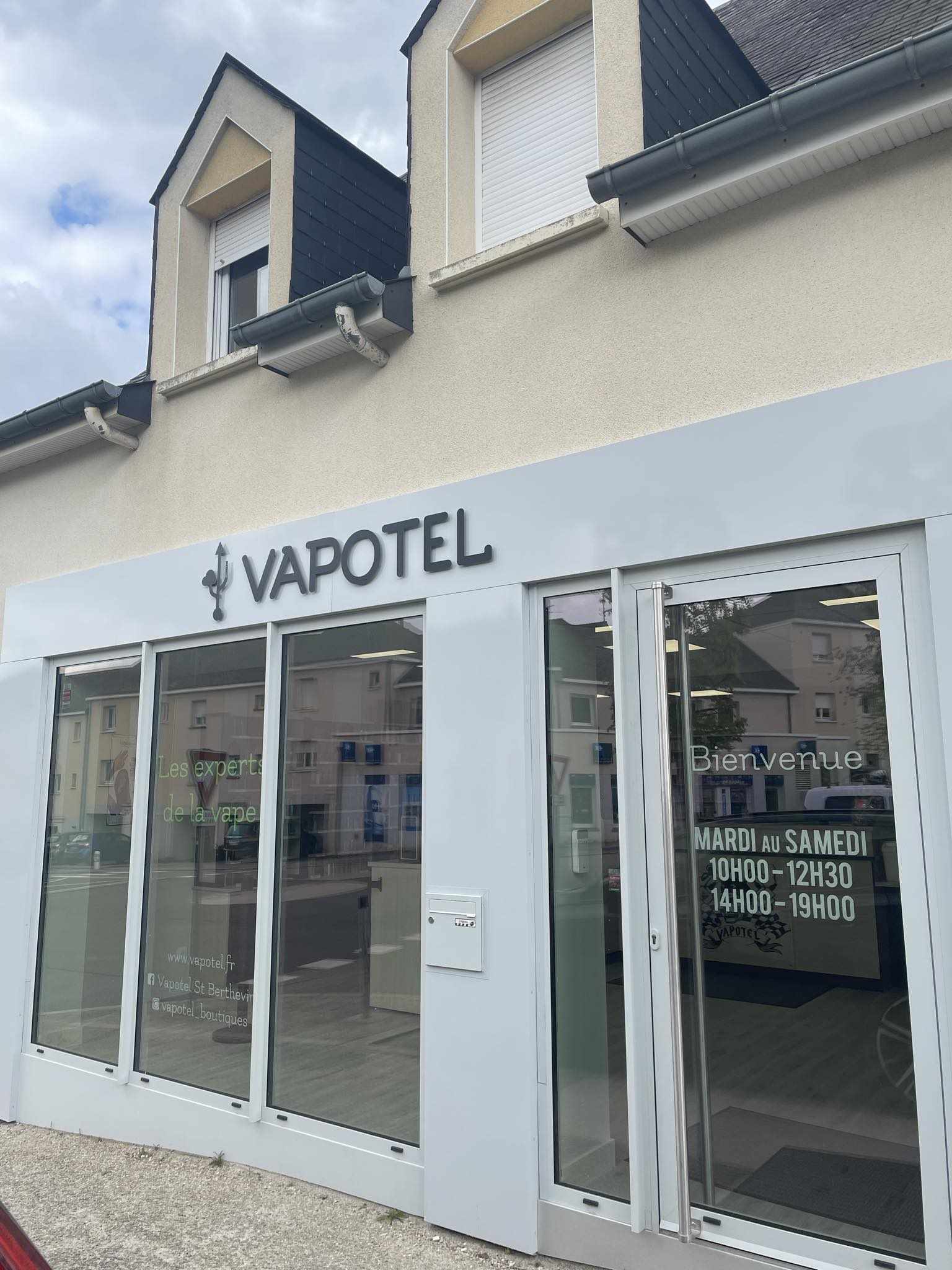 boost my vape VAP'EXPERT Ambérieu (Gare) - Cigarettes électroniques & CBD, Boutique de  Cigarettes Électroniques à Ambérieu-en-Bugey | Téléphone, Adresse,  Horaires, Avis main image 1